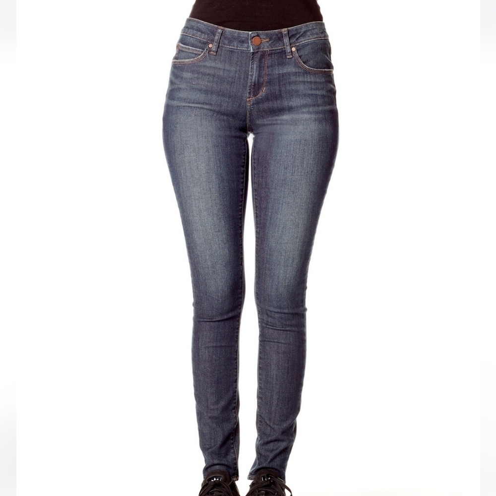 NWT Articles Of Society Dark Wash Ankle Skinny 25